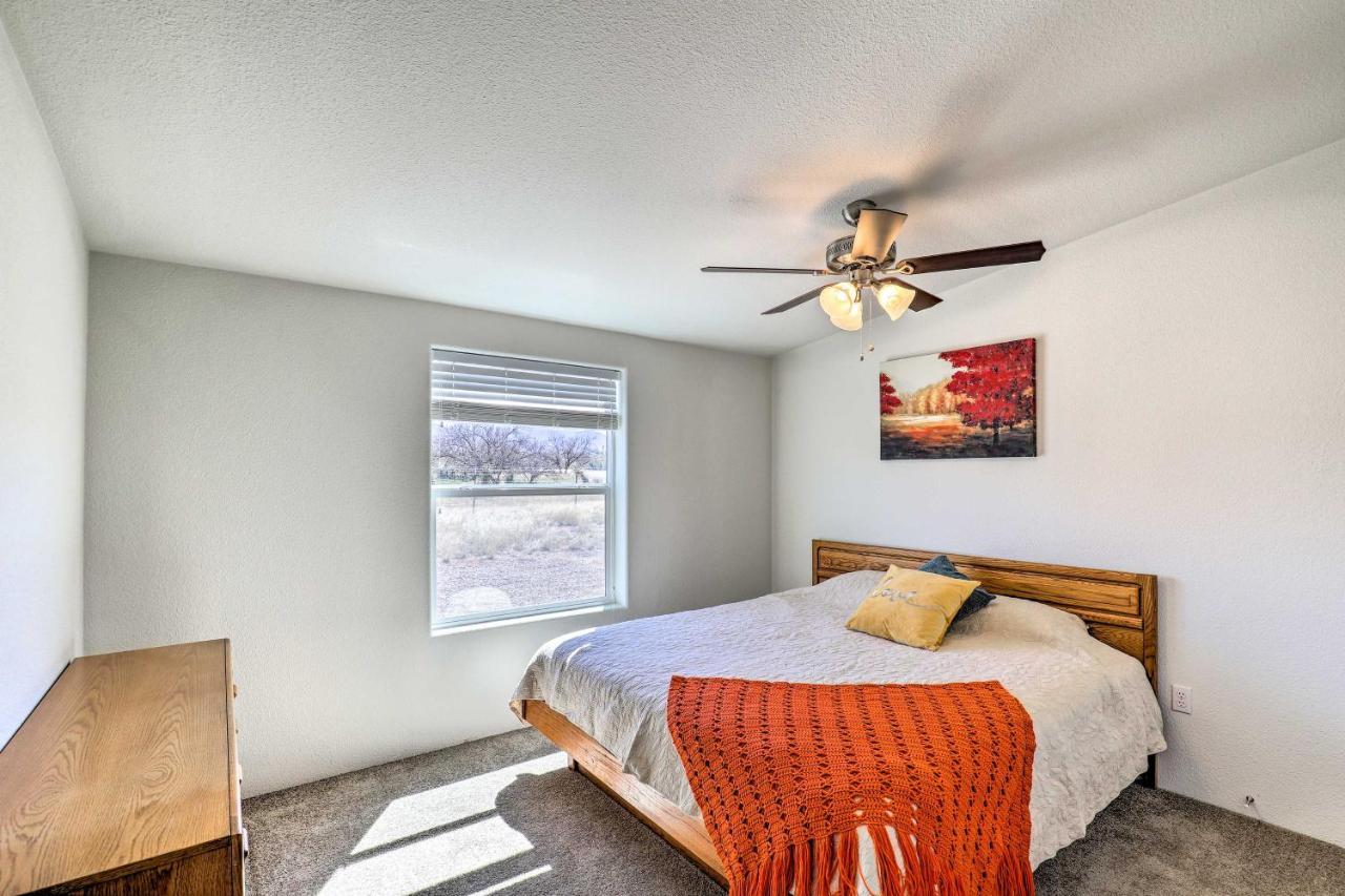 Desert Escape Off I-10 With Over 1 Enclosed Acre! Mescal Exterior photo