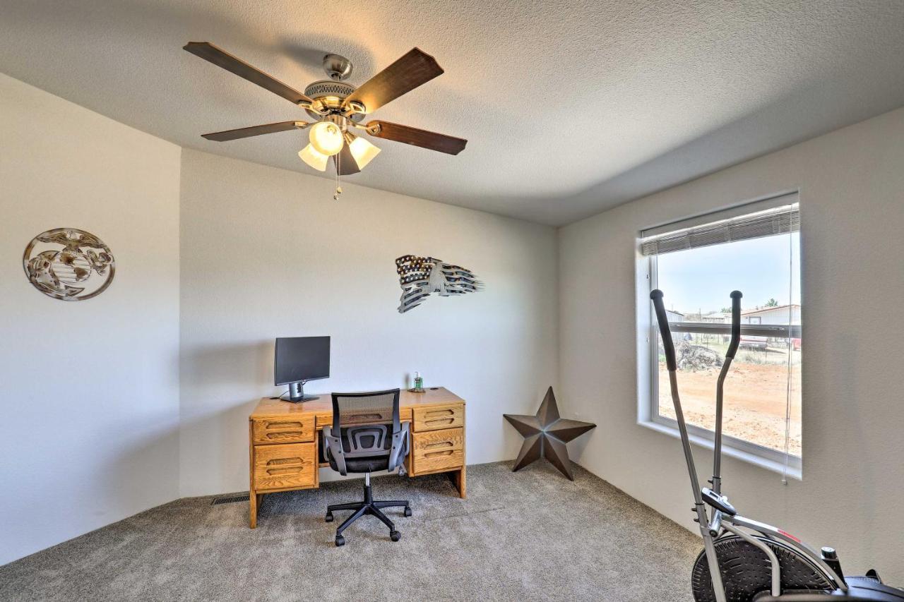 Desert Escape Off I-10 With Over 1 Enclosed Acre! Mescal Exterior photo